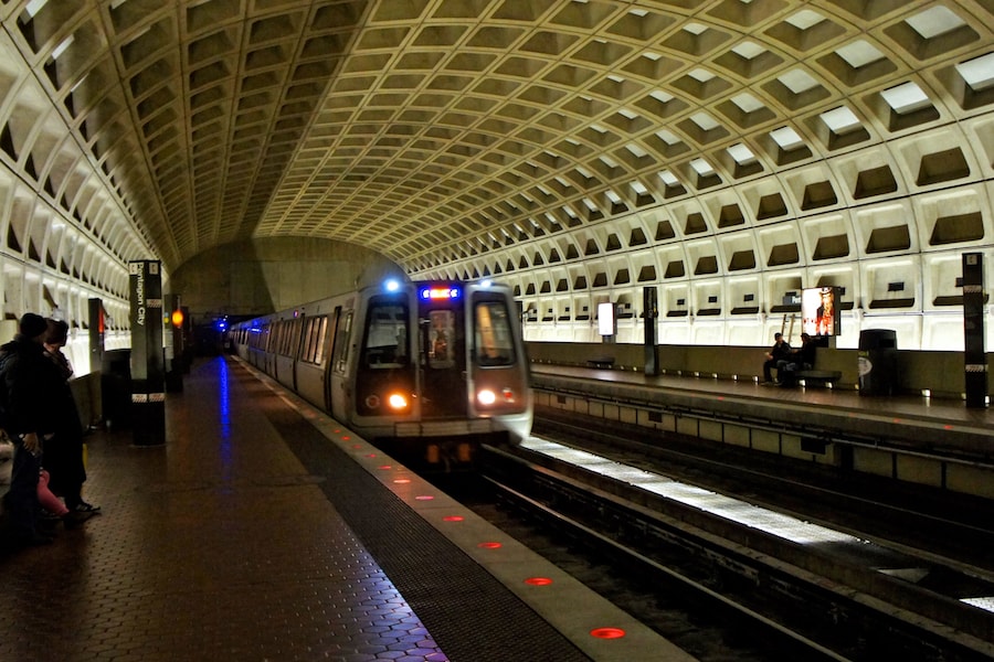 Women Seeking Men in Washington DC