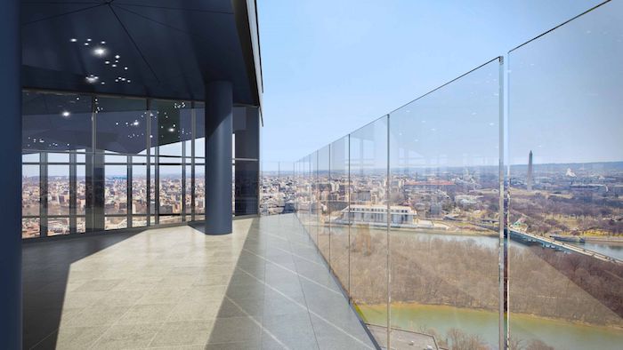 La terrasse de l'Observation Desk de la CEB Tower à Arlington, pour une vue sur Washington